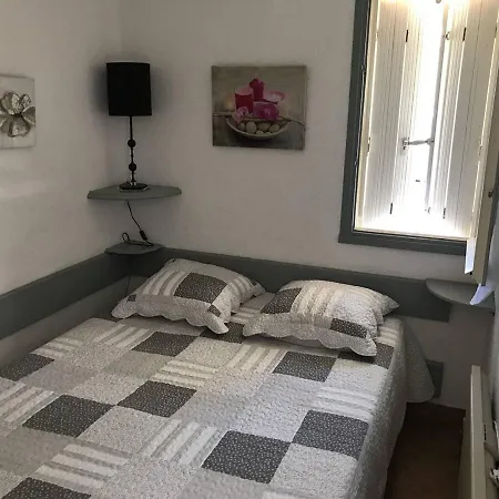 Rdc A 100m De La Plage, Terrasse, Parking, Pour 6 Personnes, Cap D'agde - Fr-1-723-35 Apartmán